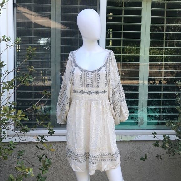 Free People Wild One Embroidered Top Sz S - Picture 3 of 12